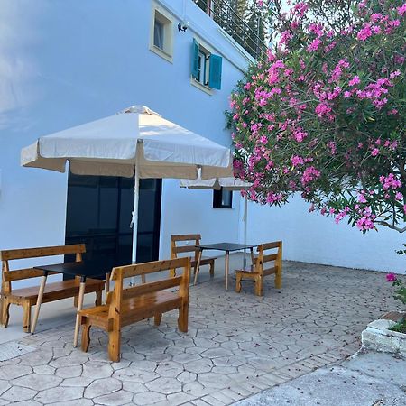 Nikoli Apartments بينيتسيس المظهر الخارجي الصورة