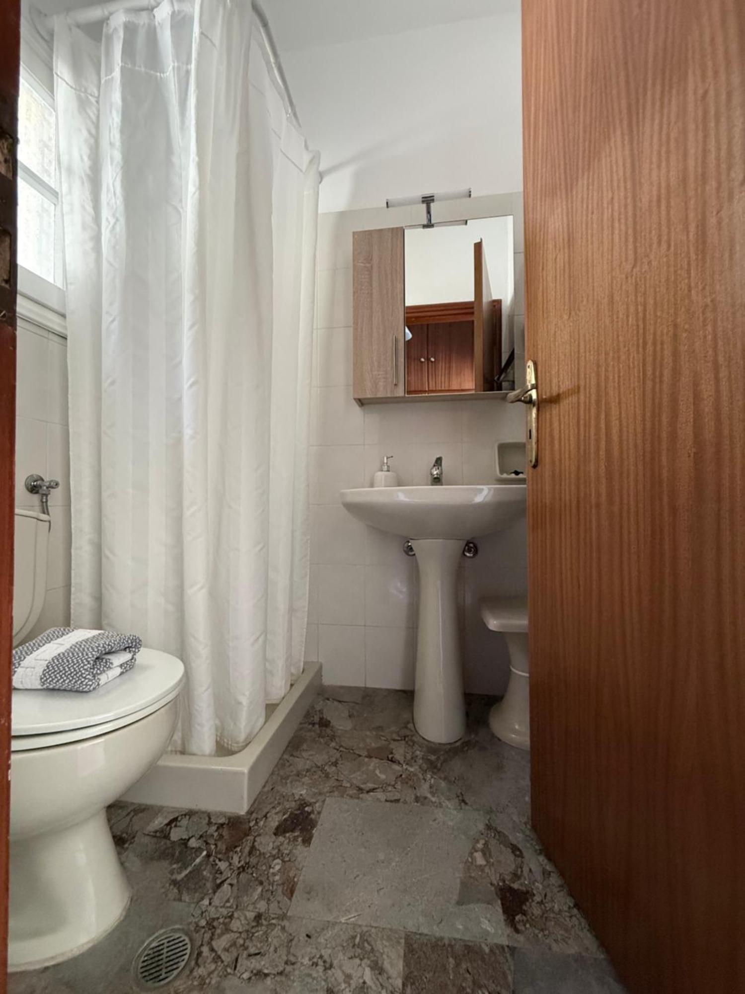 Nikoli Apartments بينيتسيس الغرفة الصورة