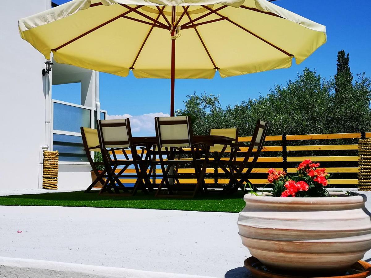 Nikoli Apartments بينيتسيس المظهر الخارجي الصورة